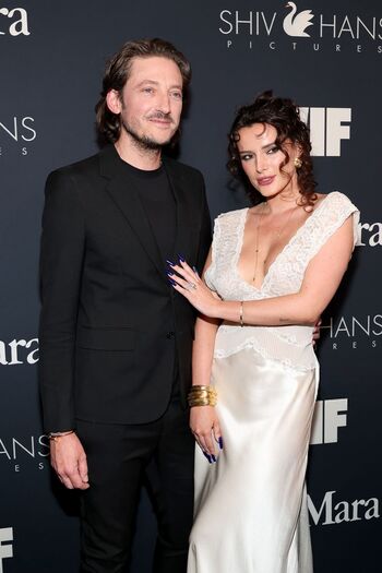 Bella thorne  page leaked private photo uncensored HD quality