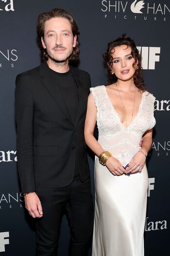 Bella thorne  page leaked private photo uncensored HD quality