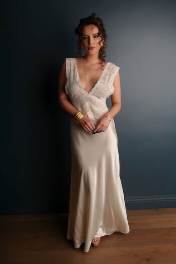 Bella thorne  page leaked private photo uncensored HD quality