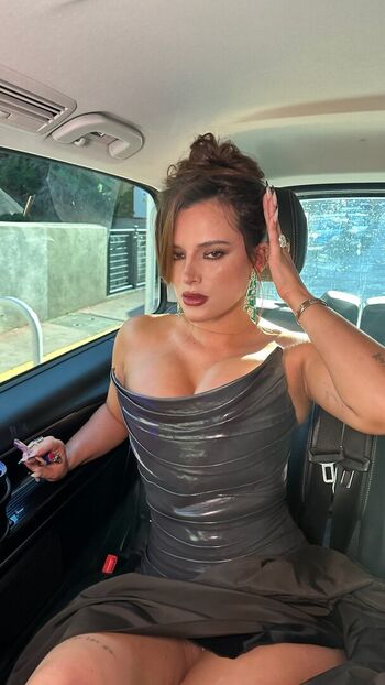 Bella thorne  page leaked private photo uncensored HD quality