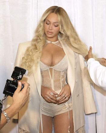 Beyonce page leaked private photo uncensored HD quality
