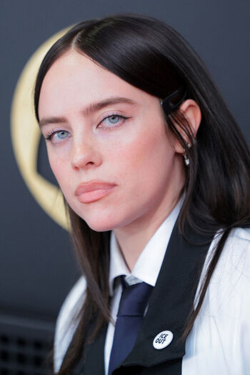 Billie eilish  page leaked private photo uncensored HD quality