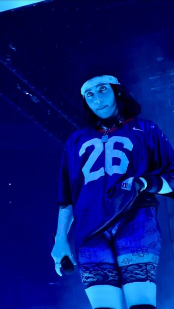 Billie eilish  page leaked private photo uncensored HD quality