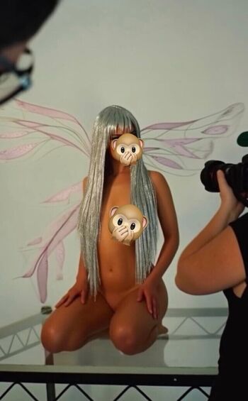 Billie eilish  page leaked private photo uncensored HD quality