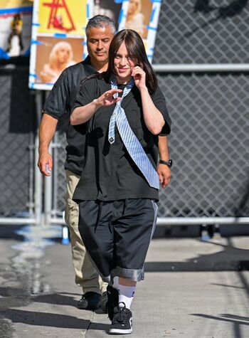 Billie eilish  page leaked private photo uncensored HD quality