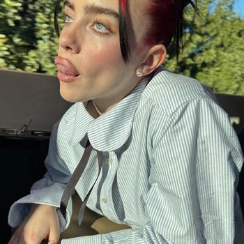 Billie eilish  page leaked private photo uncensored HD quality