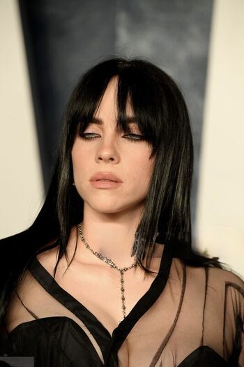Billie eilish  page leaked private photo uncensored HD quality