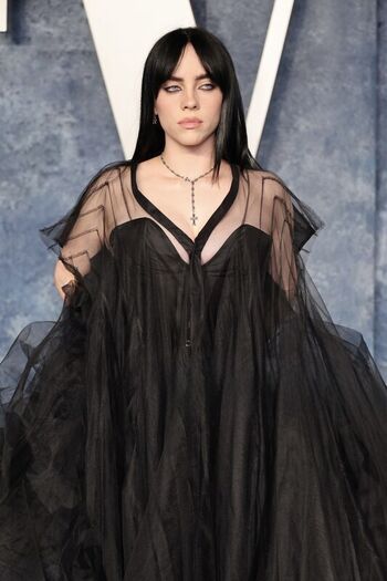 Billie eilish  page leaked private photo uncensored HD quality