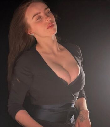 Billie eilish  page leaked private photo uncensored HD quality