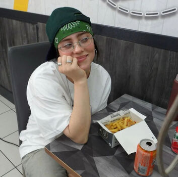 Billie eilish leaked private photo uncensored HD quality