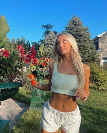 Blondnswaggy leaked private photo uncensored HD quality