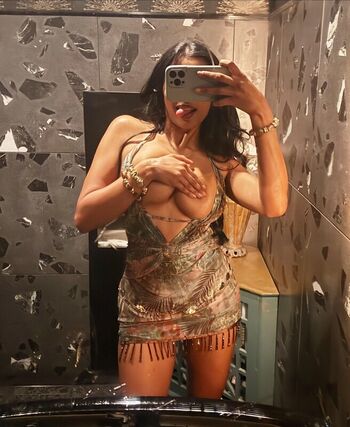 Bollywoodtrapqueen leaked private photo uncensored HD quality