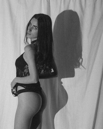 Boudoir page leaked private photo uncensored HD quality