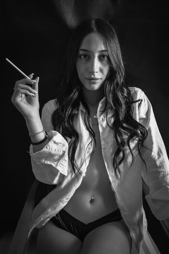 Boudoir page leaked private photo uncensored HD quality