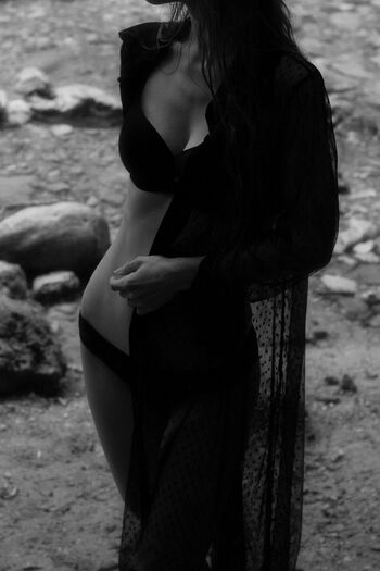 Boudoir page leaked private photo uncensored HD quality