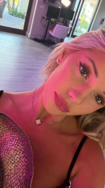 Breckie hill leaked private photo uncensored HD quality