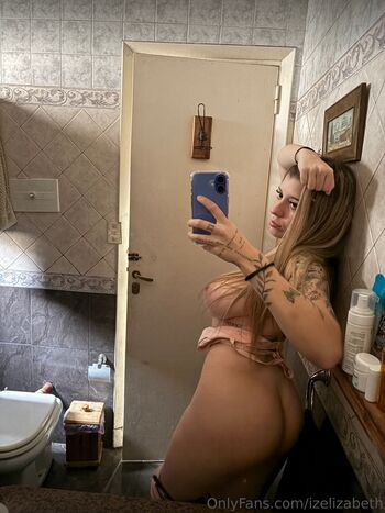 Busty queen leaked private photo uncensored HD quality