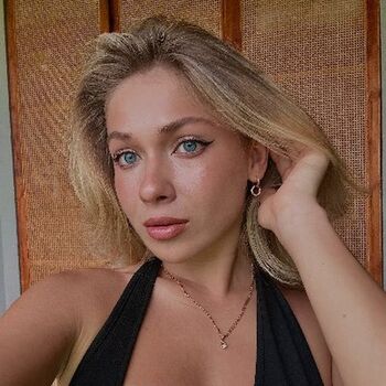 By elizsavinova leaked private photo uncensored HD quality