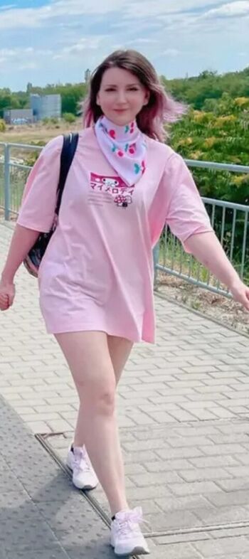 Cmomil leaked private photo uncensored HD quality
