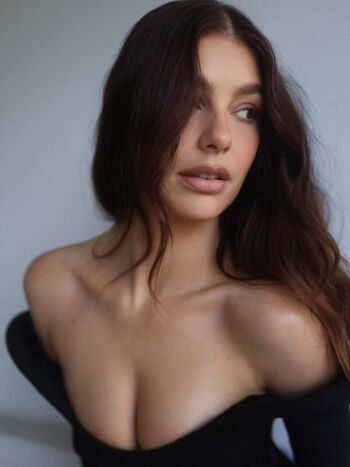 Camila morrone page leaked private photo uncensored HD quality