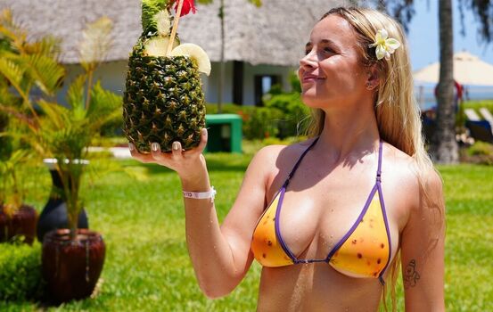 Camille lv leaked private photo uncensored HD quality