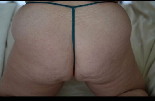 Caralinesadventure leaked private photo uncensored HD quality