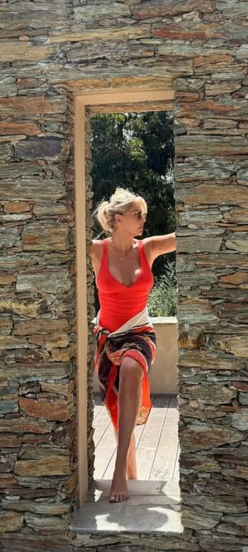 Caroline margeridon page leaked private photo uncensored HD quality