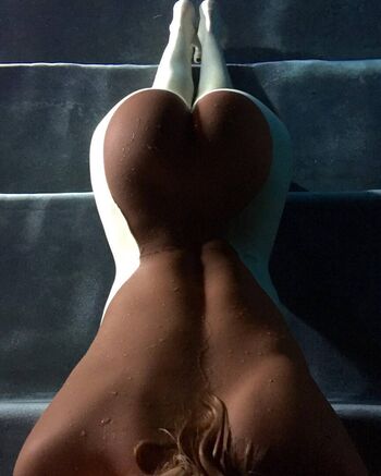 Caroline vreeland  page leaked private photo uncensored HD quality