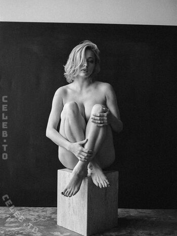 Caroline vreeland  page leaked private photo uncensored HD quality