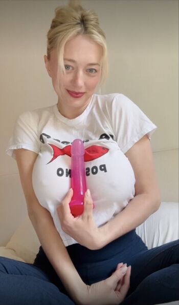 Caroline vreeland  page leaked private photo uncensored HD quality