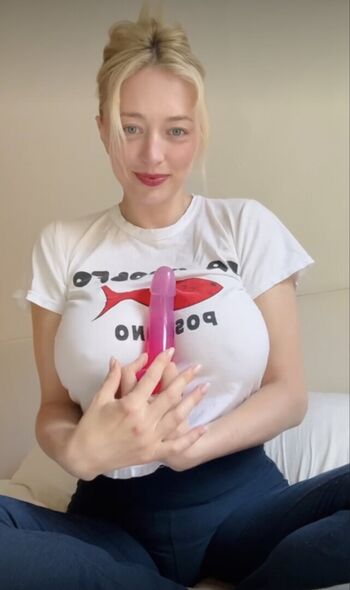 Caroline vreeland  page leaked private photo uncensored HD quality