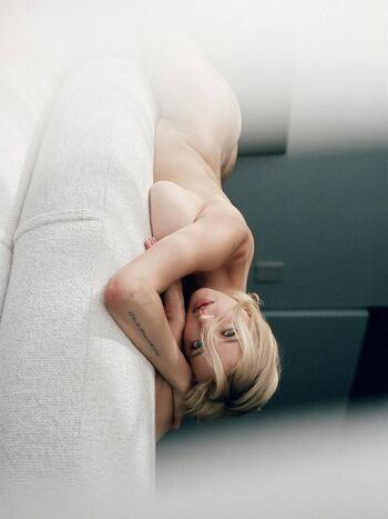Caroline vreeland  page leaked private photo uncensored HD quality
