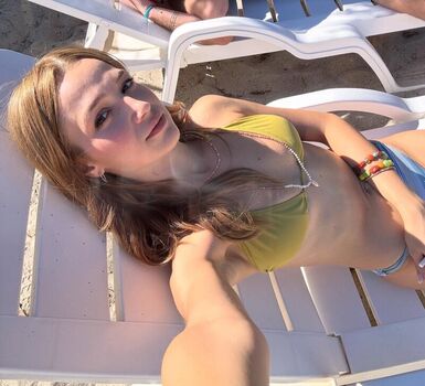 Ceren ayruk leaked private photo uncensored HD quality