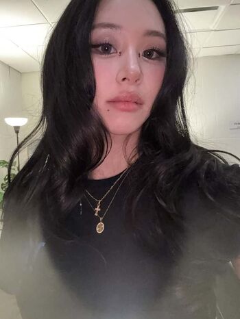 Chaeyoung page leaked private photo uncensored HD quality