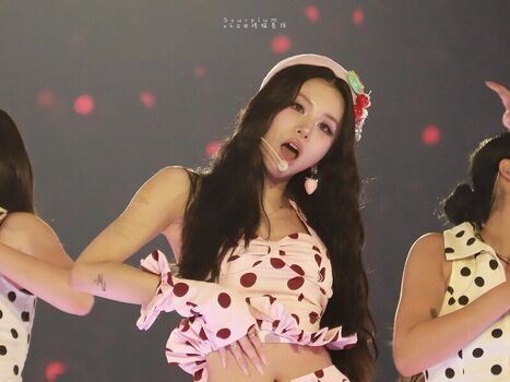 Chaeyoung page leaked private photo uncensored HD quality