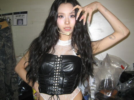 Chaeyoung page leaked private photo uncensored HD quality