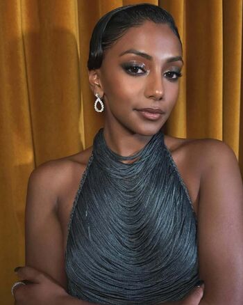 Charithra chandran page leaked private photo uncensored HD quality