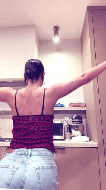 Charli d amelio page leaked private photo uncensored HD quality