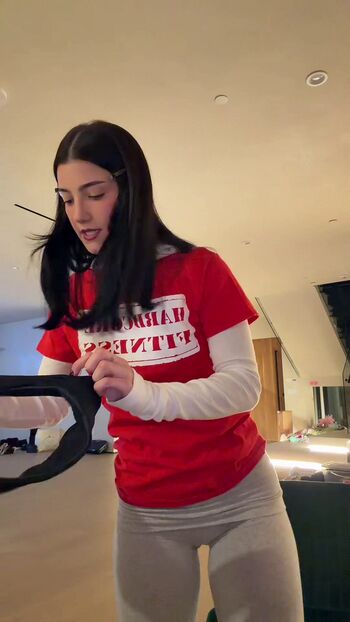 Charli d amelio page leaked private photo uncensored HD quality