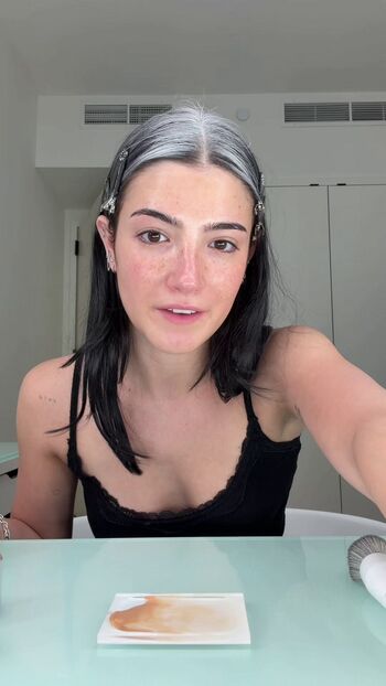 Charli d amelio page leaked private photo uncensored HD quality