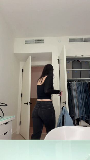 Charli d amelio page leaked private photo uncensored HD quality