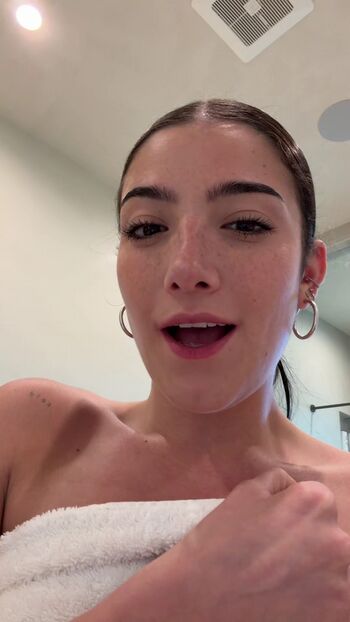 Charli d amelio page leaked private photo uncensored HD quality