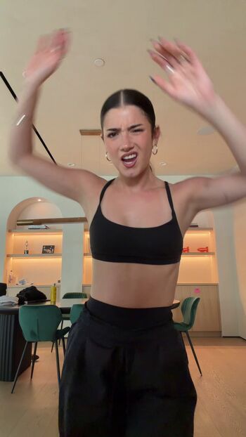 Charli d amelio page leaked private photo uncensored HD quality