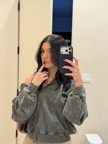 Charli d amelio page leaked private photo uncensored HD quality