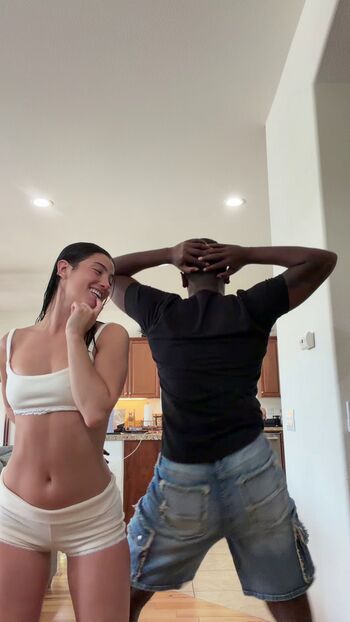 Charli d amelio page leaked private photo uncensored HD quality