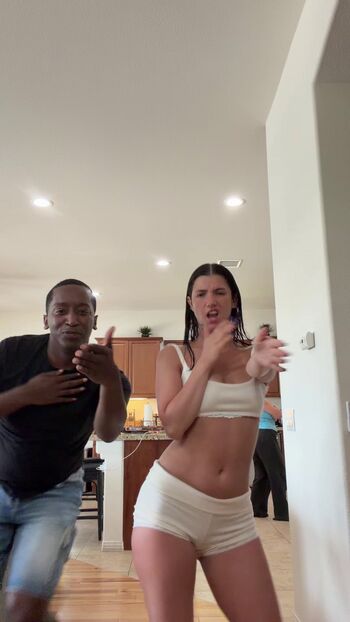 Charli d amelio page leaked private photo uncensored HD quality