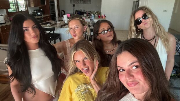 Charli d amelio page leaked private photo uncensored HD quality