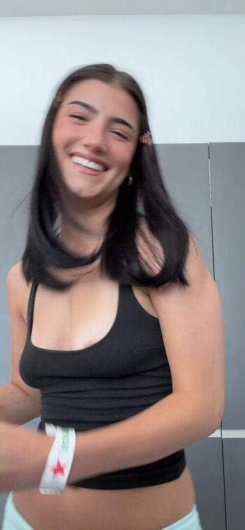 Charli d amelio page leaked private photo uncensored HD quality