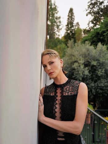 Charlize theron leaked private photo uncensored HD quality
