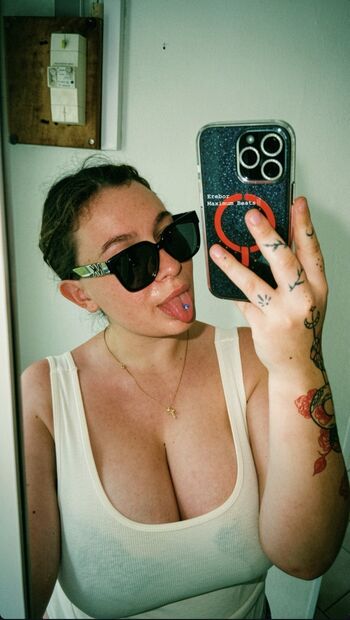 Chloe lgr leaked private photo uncensored HD quality